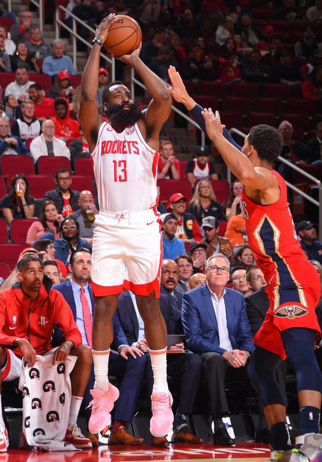 南韩男篮险胜法国男篮，锡安打破历史纪录