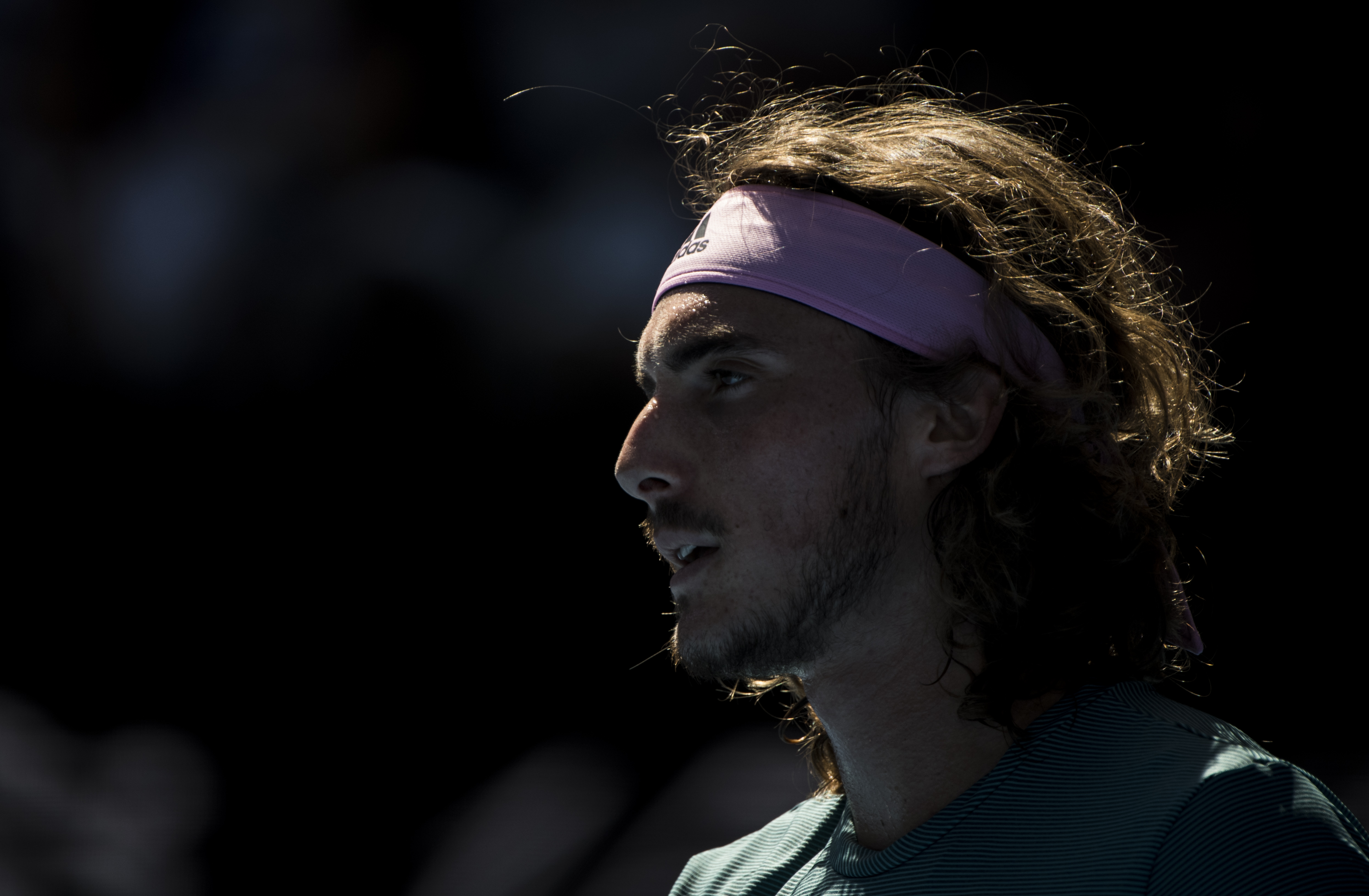 意大利网球队翻盘澳大利亚网球队,西西帕斯绝境逆转 意大利网球队翻盘澳大利亚网球队,西西帕斯绝境逆转