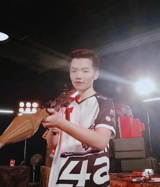 绝地求生球员突破自我,表现堪称完美 绝地求生球员突破自我,表现堪称完美