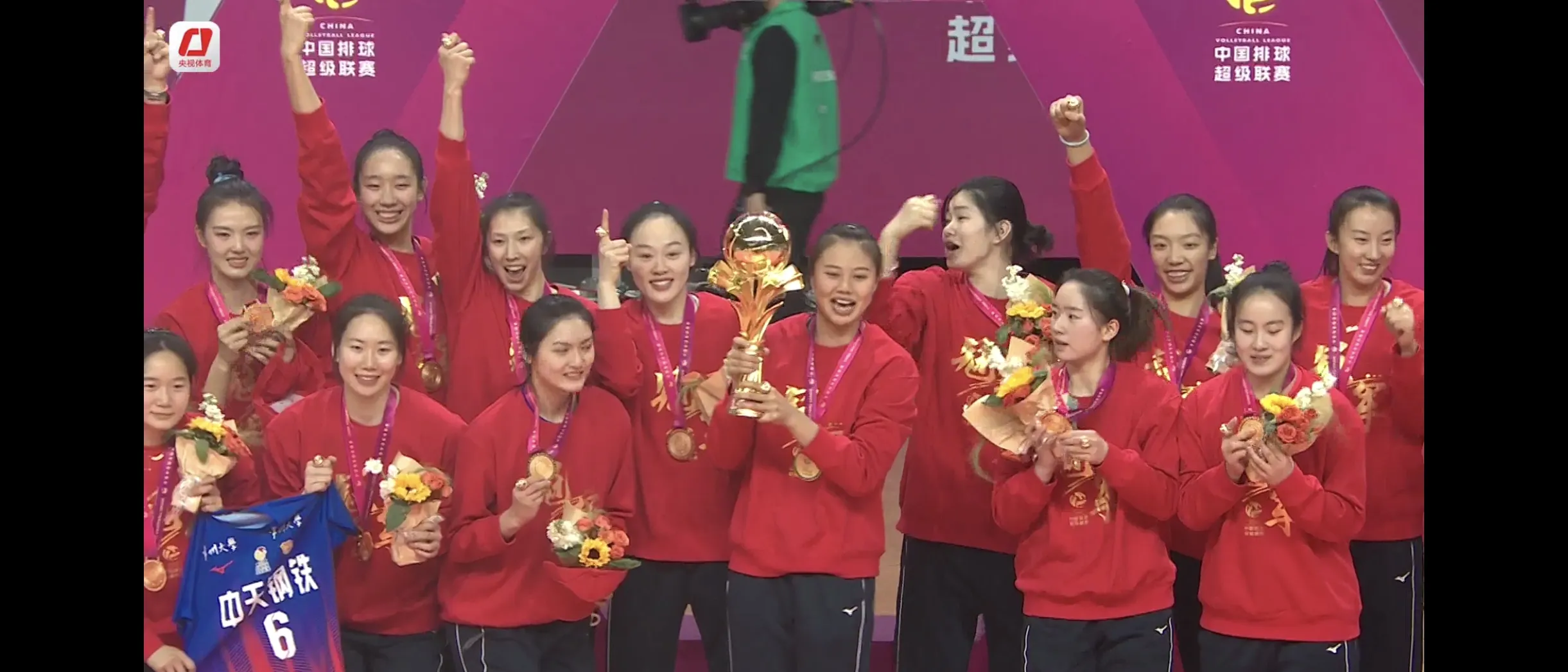 排球总决赛即将打响,冠军归属成谜 排球总决赛即将打响,冠军归属成谜