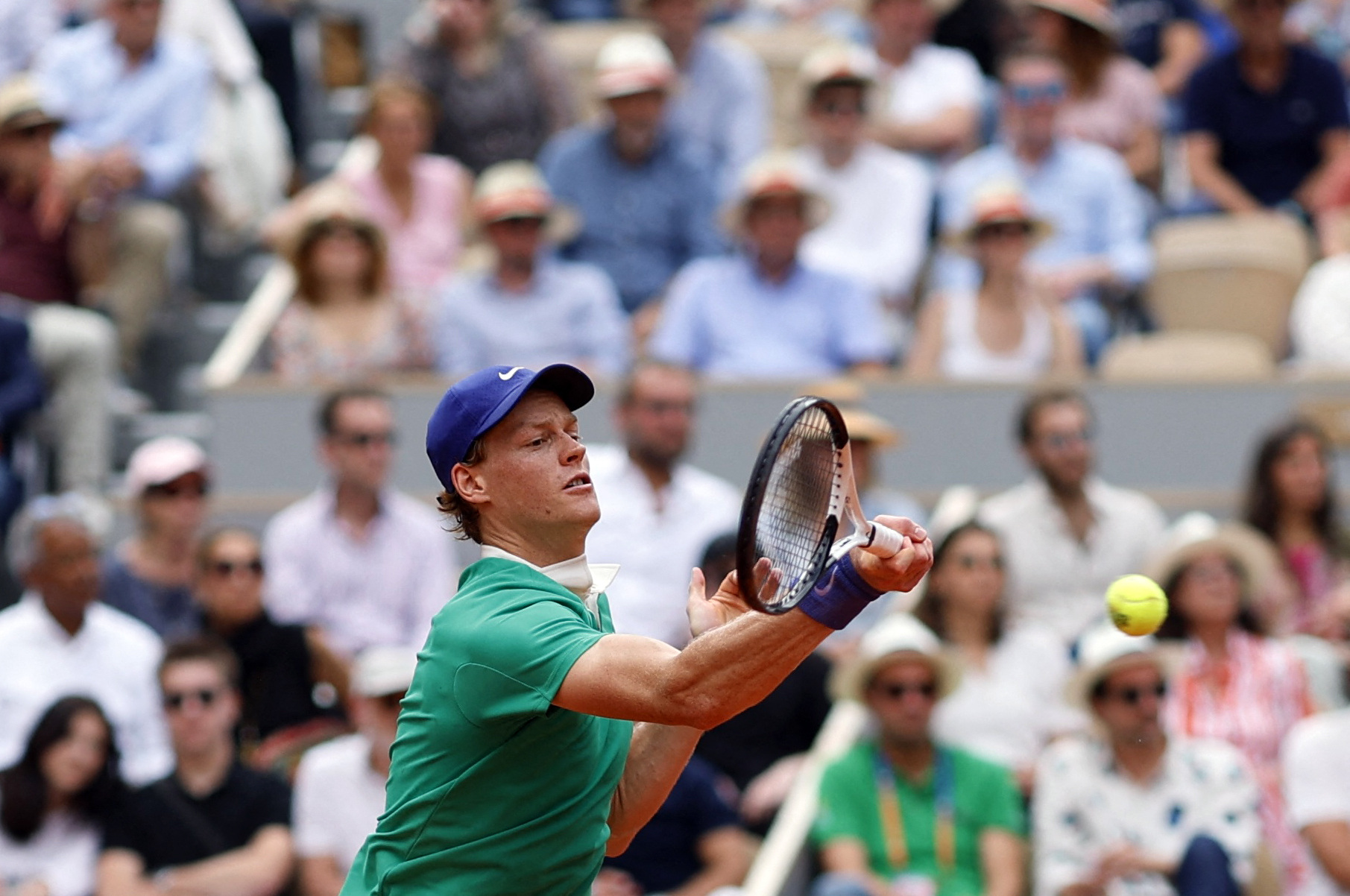 澳网力克法网，辛纳刷新纪录