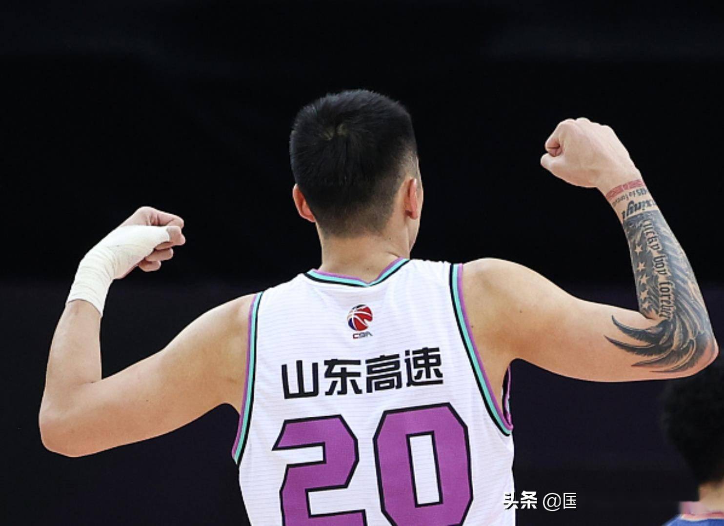 江苏队完胜湖人，陶汉林高光表现