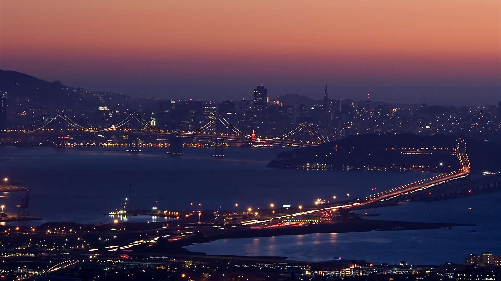 强者愈强，卢卡库持续开火拉开射手榜，喀麦隆技战术压制玻利维亚