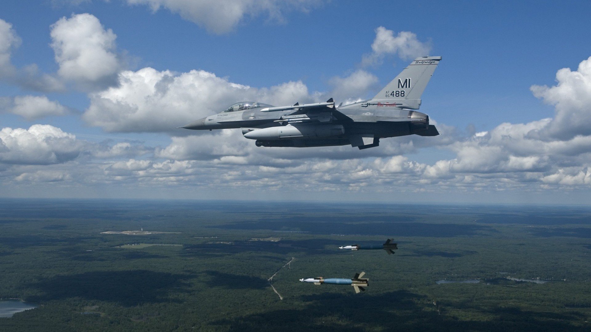 铁塔与沙漠，当托尼的怒火撞上马里的黄金一代