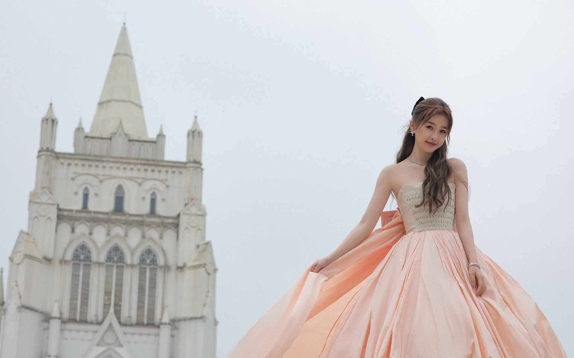 跨越次元的对决，当东决横亘在西部双雄之间